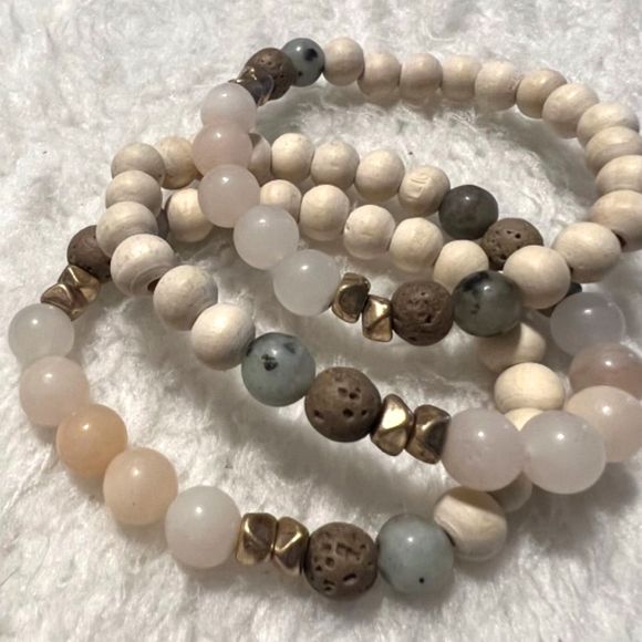 Lot of 3 Cream Wood Pink Crystal Round Beads Gold Disc Spacers Elastic Bracelets - Picture 3 of 6